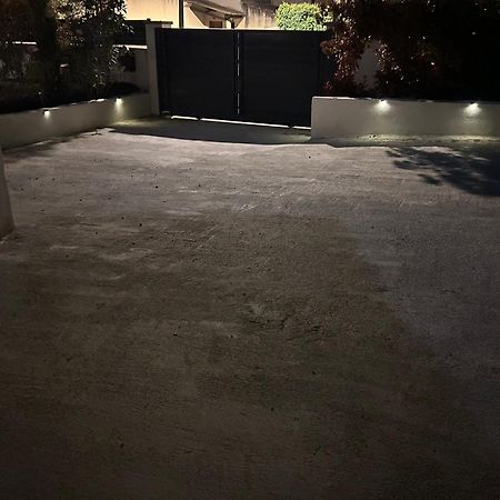 Maison, Jardin, Piscine Parking Pres D'Aix Centre 沃内勒 外观 照片