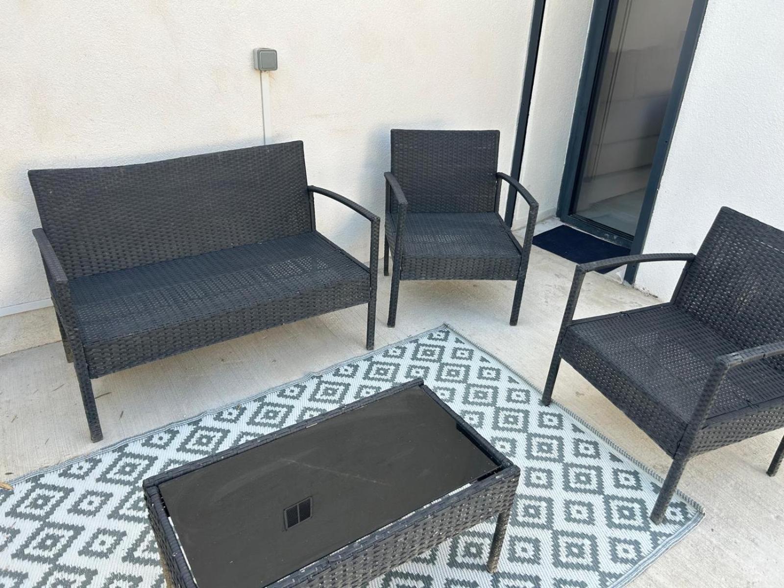 Maison, Jardin, Piscine Parking Pres D'Aix Centre 沃内勒 外观 照片