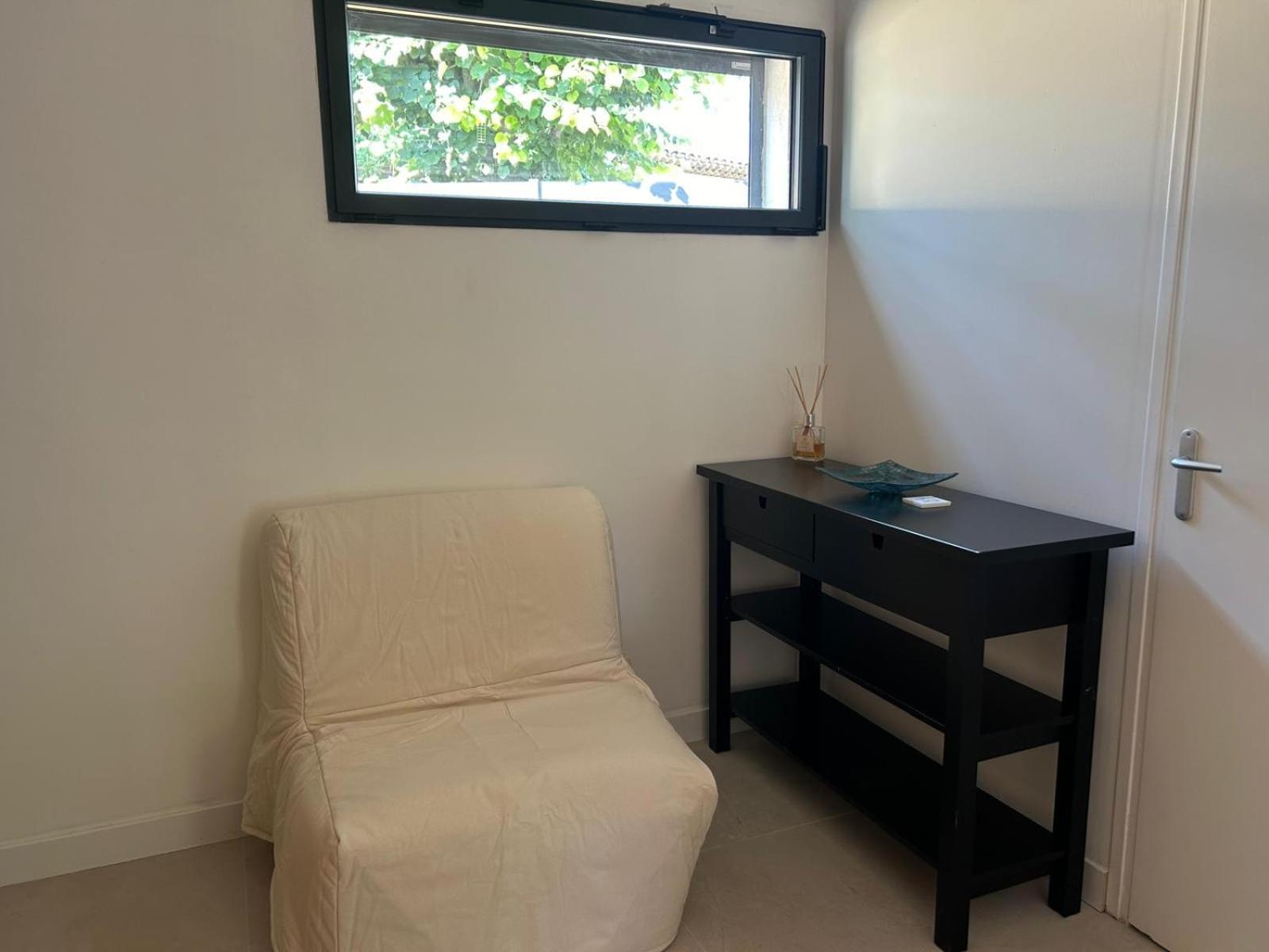 Maison, Jardin, Piscine Parking Pres D'Aix Centre 沃内勒 外观 照片