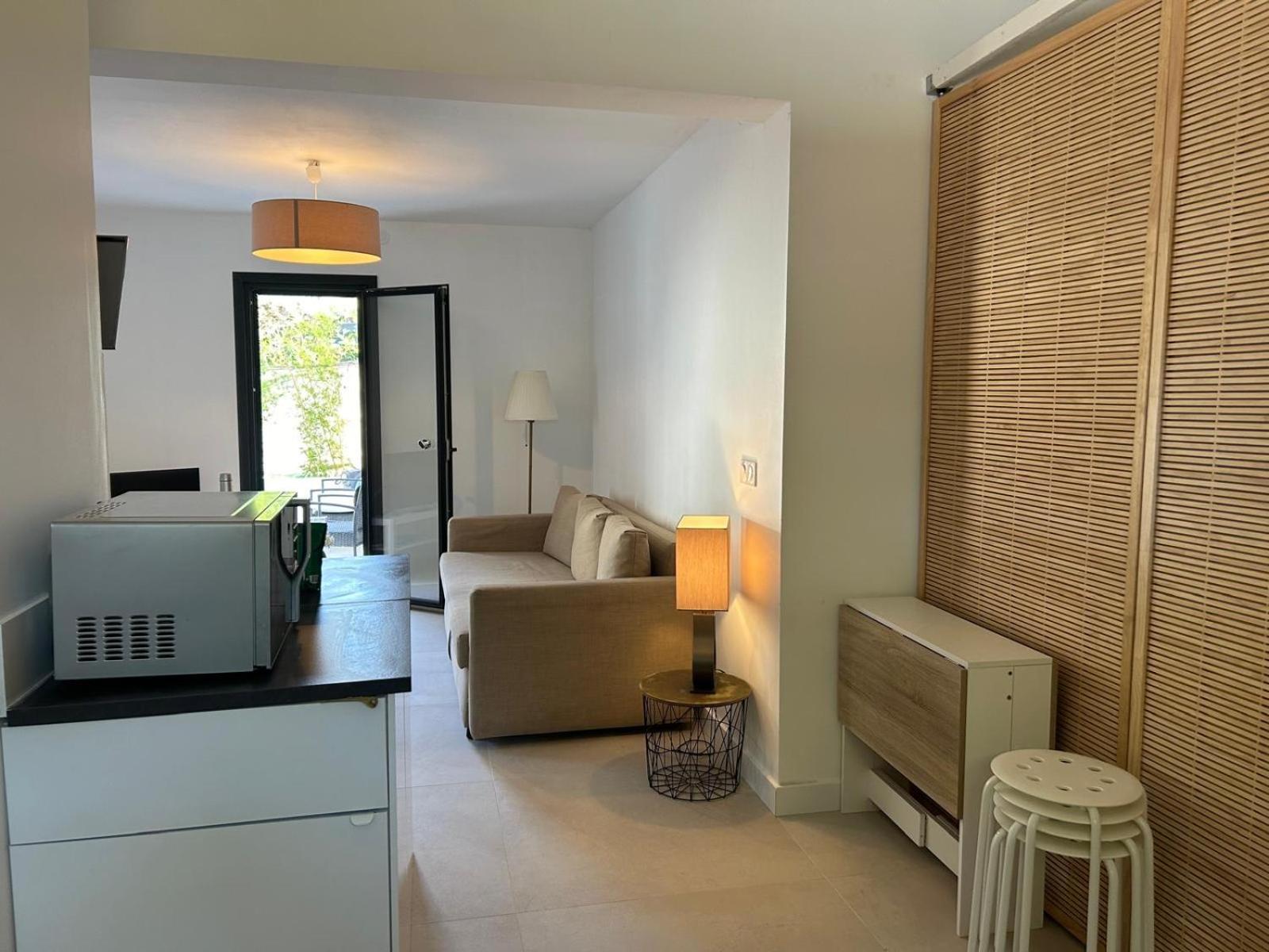 Maison, Jardin, Piscine Parking Pres D'Aix Centre 沃内勒 外观 照片